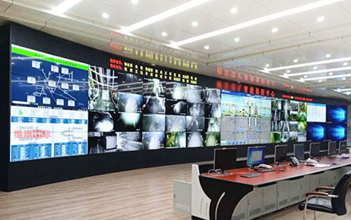 監控顯示屏用lcd拚接屏好還是led顯示屏好？